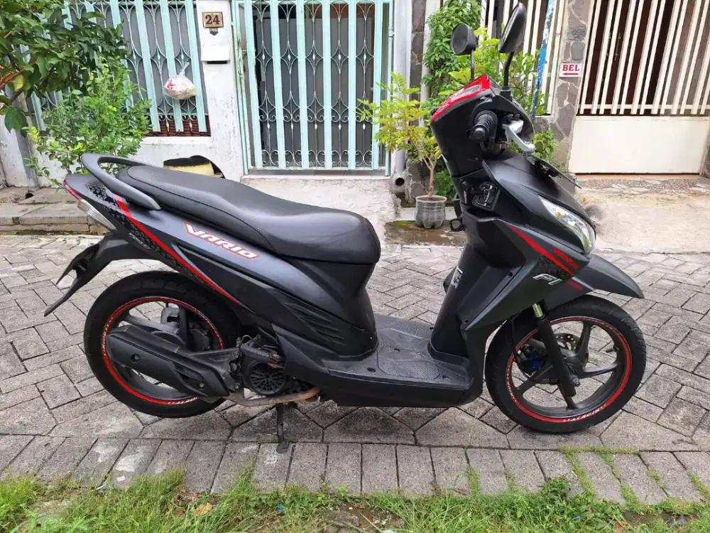 Honda vario jual cpt 2016 kondisi sgt bagus samsat tandes
