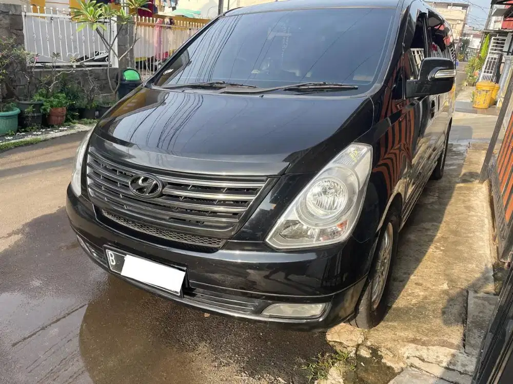 Dijual Hyundai H1 Royal Diesel AT