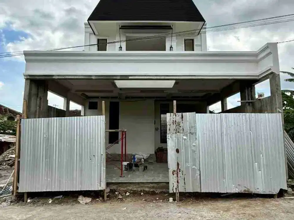 RUMAH MEWAH DESAIGN AMERICAN CLASSIC 2 FULL FURNISHED  DI MAGUWOHARJO