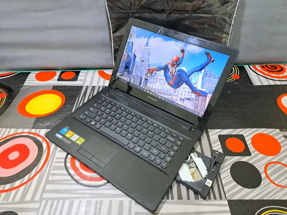 Laptop lenovo G40 slim siap pakai lancar jaya