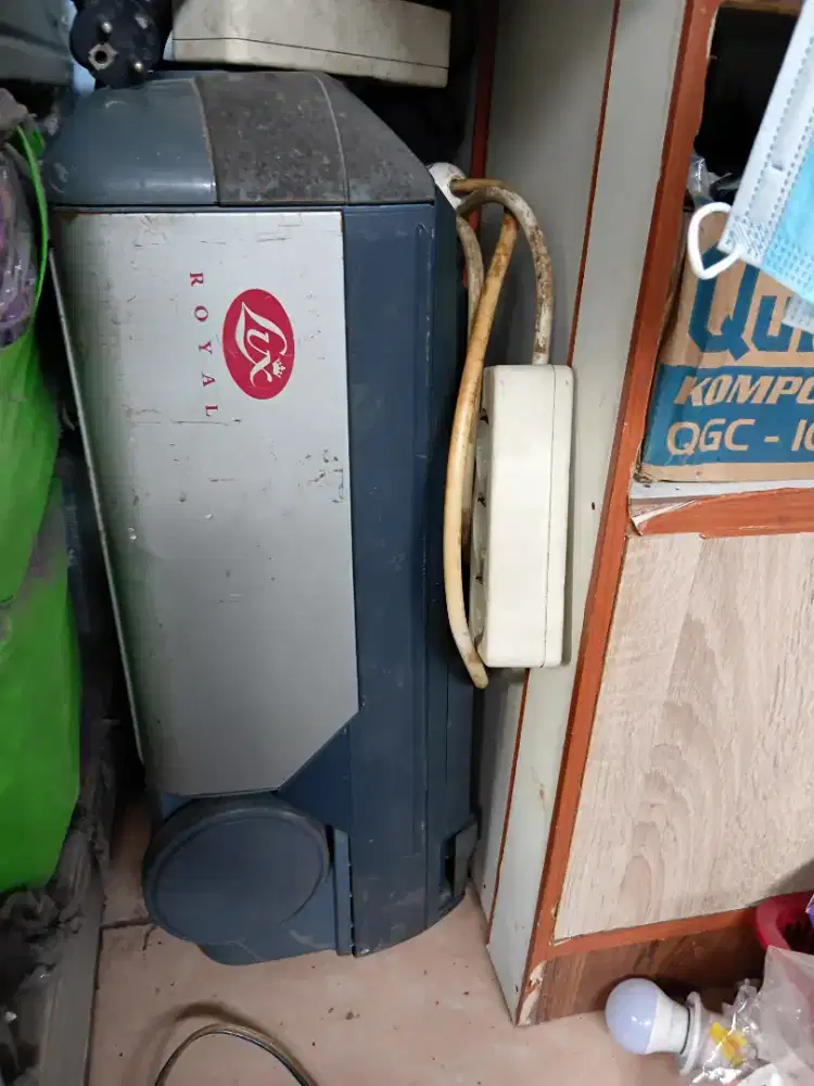 Vacuum cleaner Lux D775