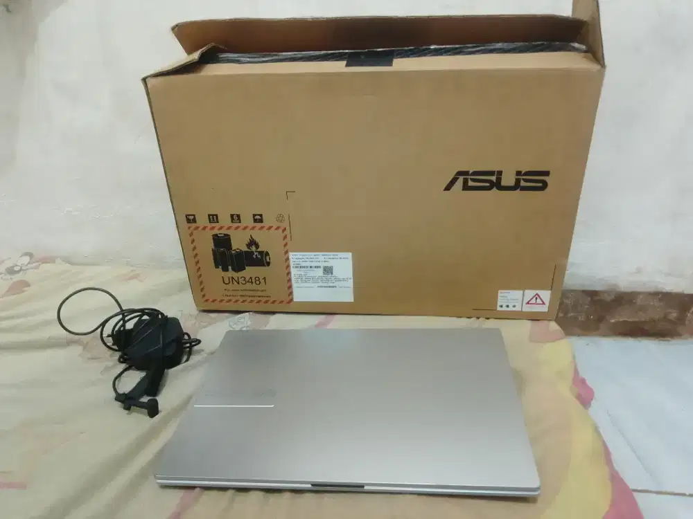 Laptop ASUS Vivobook