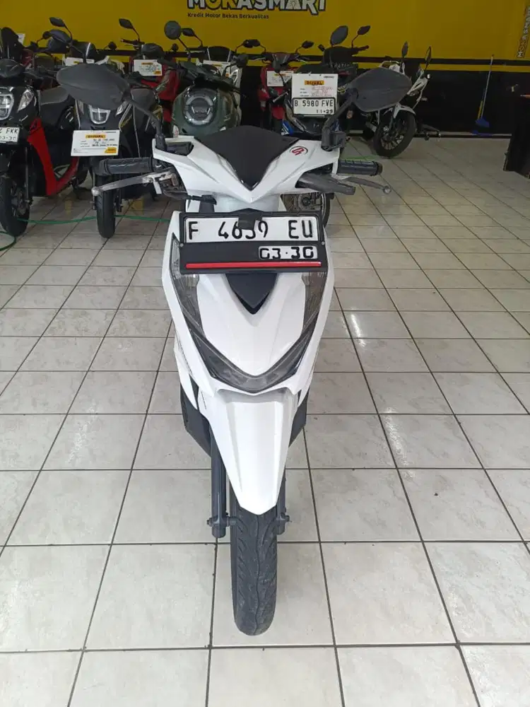 Dijual motor Honda Beat cbs 2020
