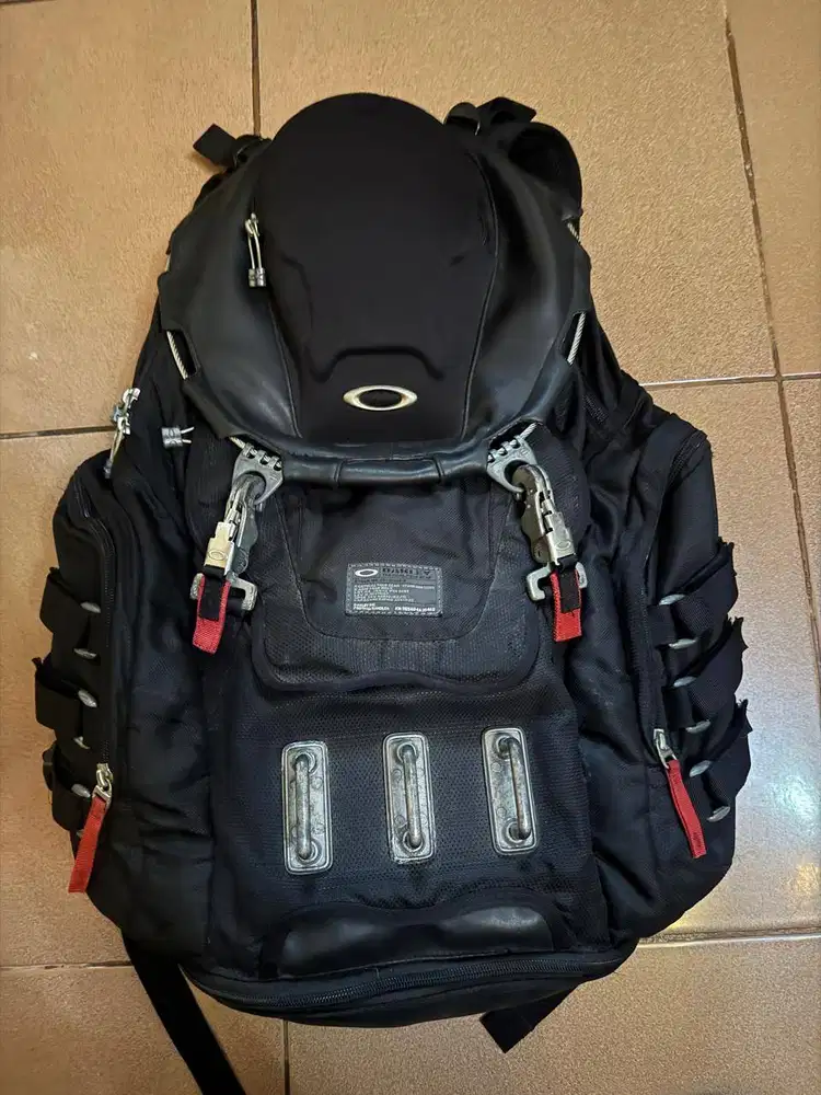Tas Oakley Kitchen Sink Backpack Original – Rare Item – Jarang Ada
