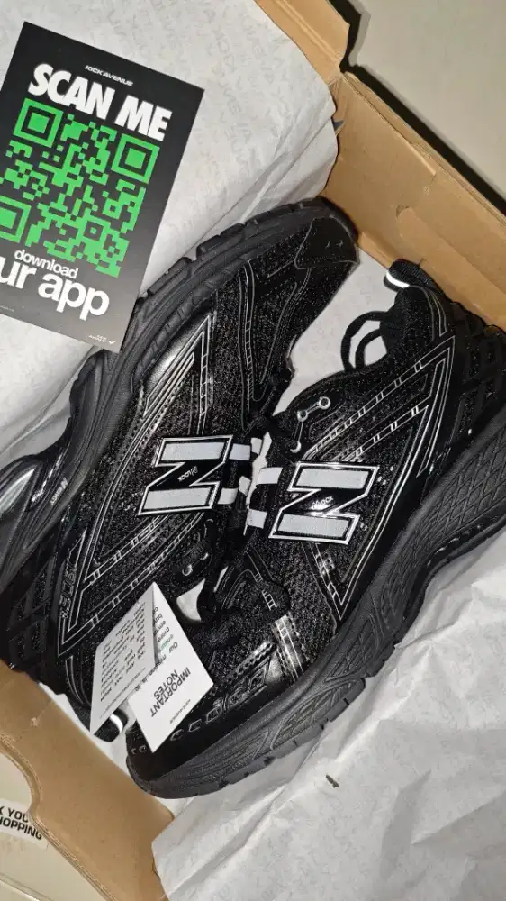 New Balance 1906R Black Grey 100% BNIB