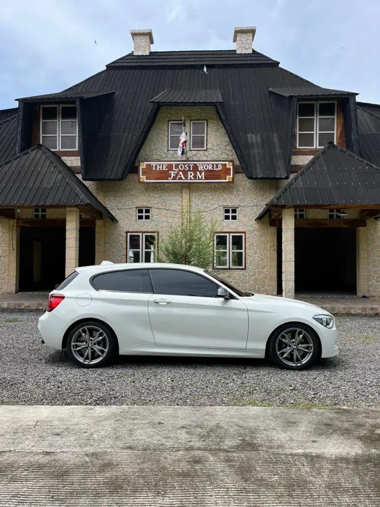 BMW M135i 3.0 AT 2013