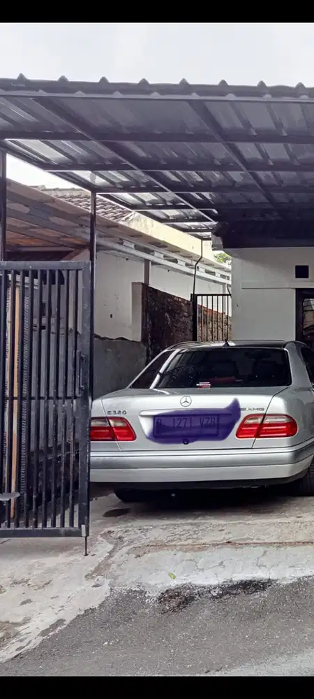 Mercedes-Benz E230 1997 Bensin