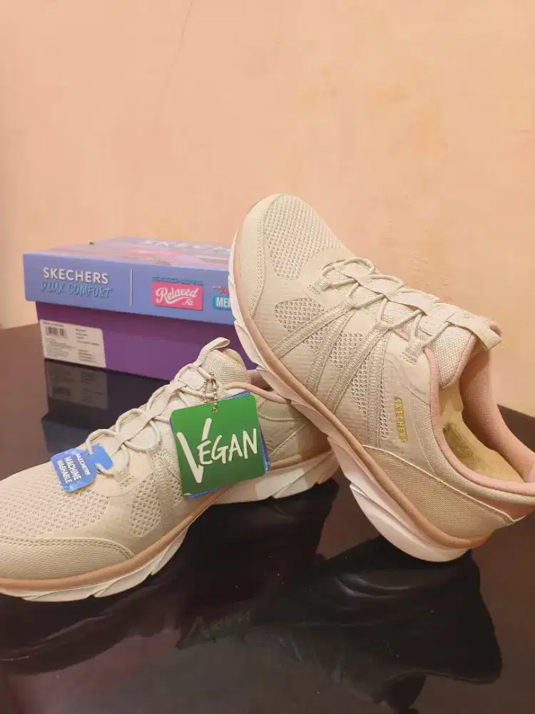 Skechers Women (model terbaru)