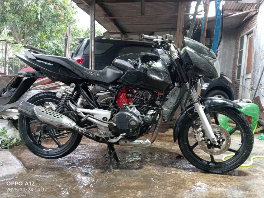 Numpang lapak juragan