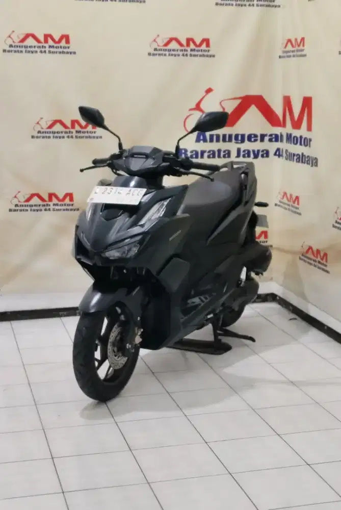 Istimewa Km 5 Ribu Honda New Vario 160 Abs tahun 2024 warna Hitam