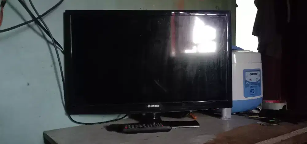 Tv lcd 24analog SAMSUNG +set box
