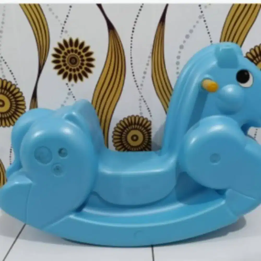 Mainan kuda jungkat jungkit