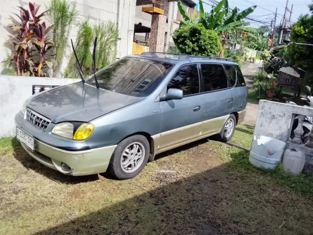 jual KIA Carens tahun 2002
