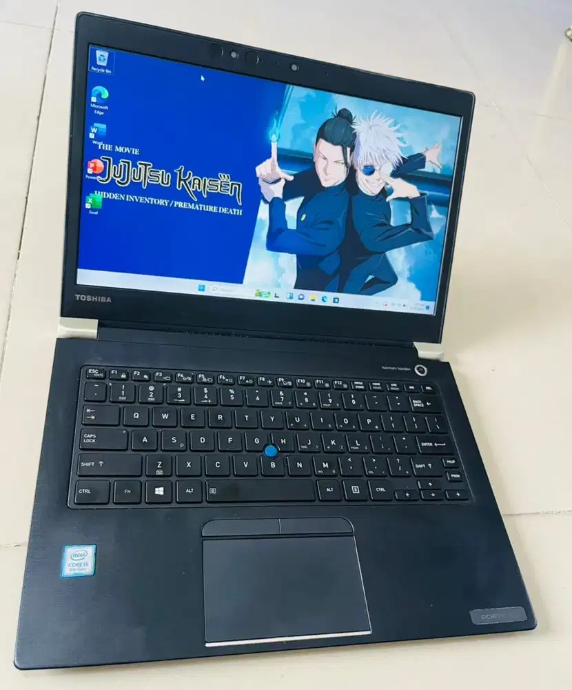 LAPTOP THOSHIBA LAYAR SENTUH INTEL CORE I5