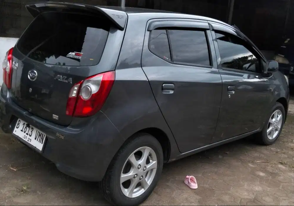 Daihatsu ayla 2014
