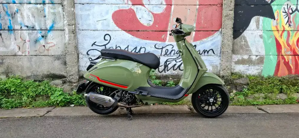 Vespa sprint iget 2023 green full modif