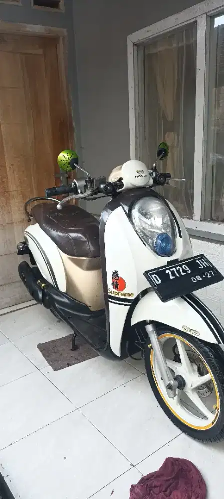 Scoopy 2012 Karbu Mulus Original