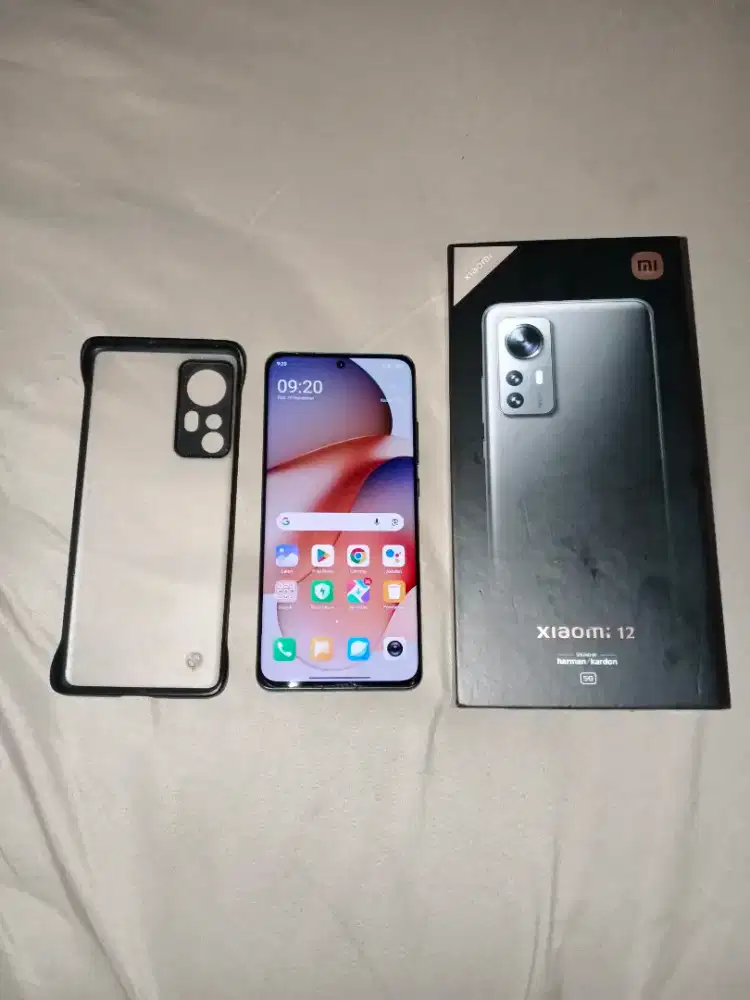 Xiaomi 12 8/256 ex resmi fullset bisa tt