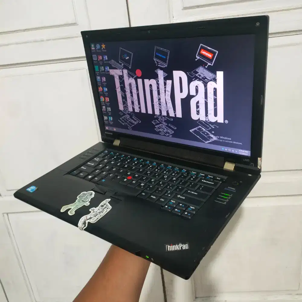 Lenovo Thinkpad L520 Core i3 2330M Layar 15.6 Inc