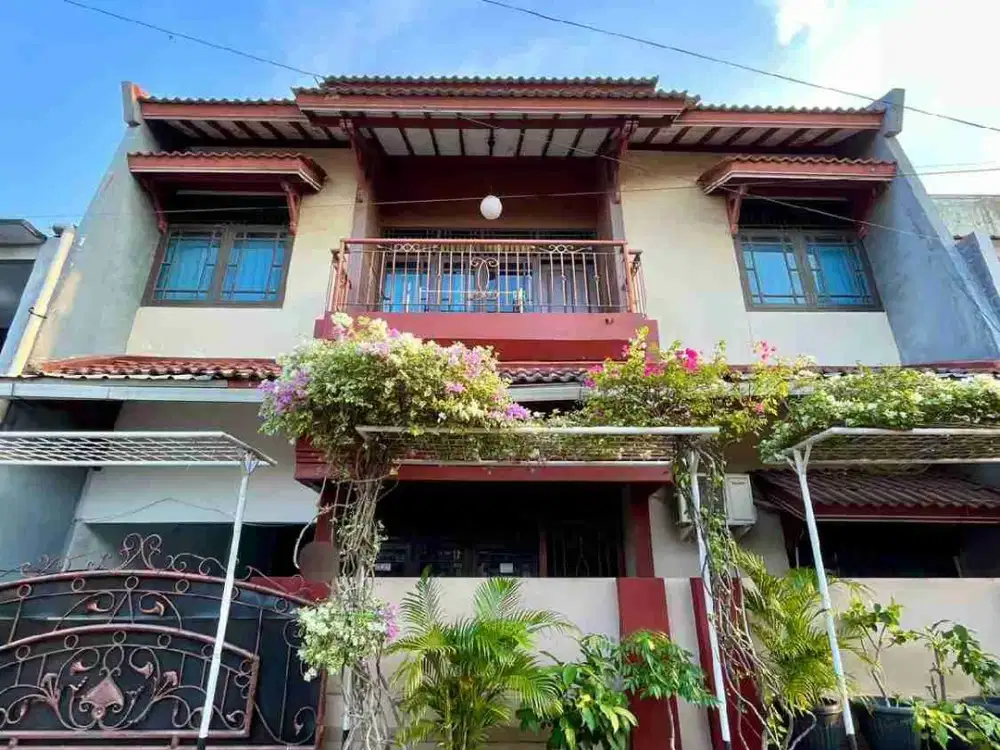 RUMAH TENGAH KOTA DI PERUM TANAH MAS SEMARANG