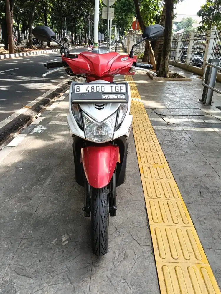 DIJUAL CASH HONDA BEAT CW CBS FI THN 2015 PAJAK IDUP SIAP PAKAI