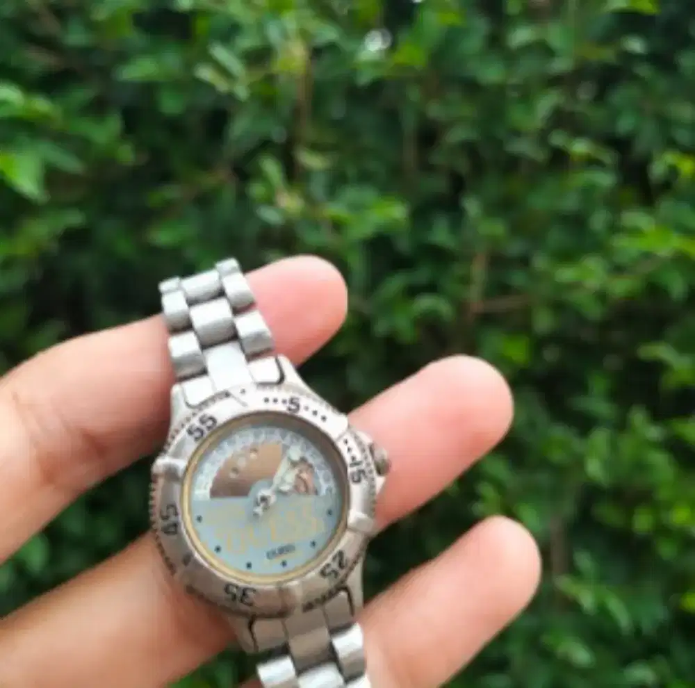 Jam tangan guess