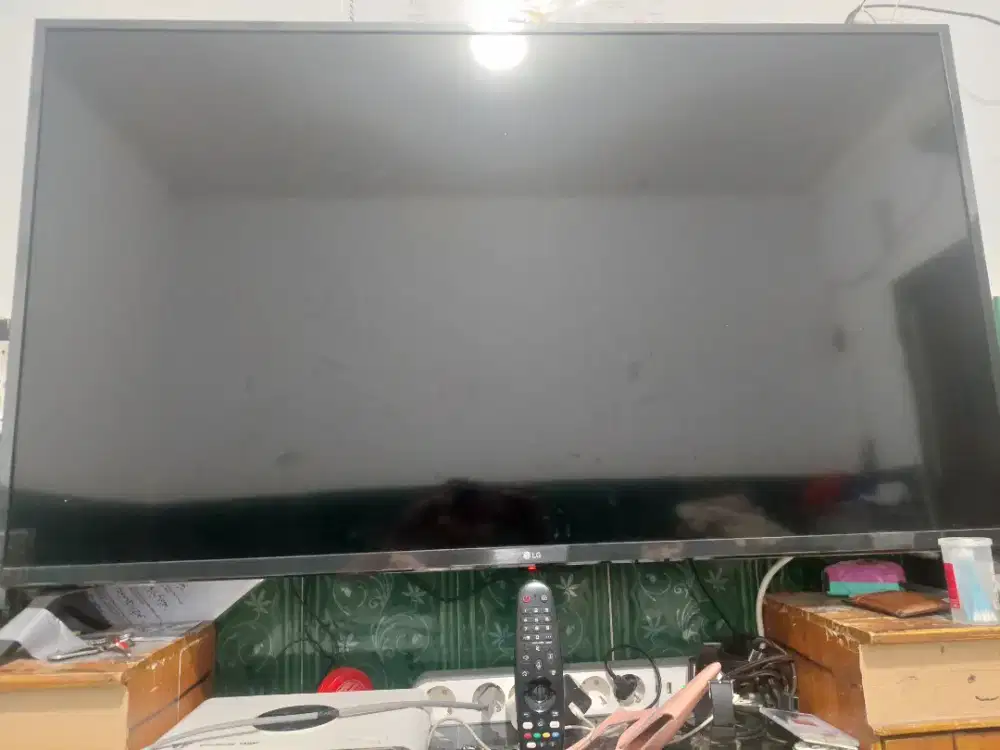 TV LG 50IN Layar Sudah 4K