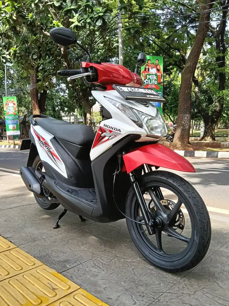 DIJUAL CASH HONDA BEAT CW CBS FI THN 2015 PAJAK IDUP SIAP PAKAI