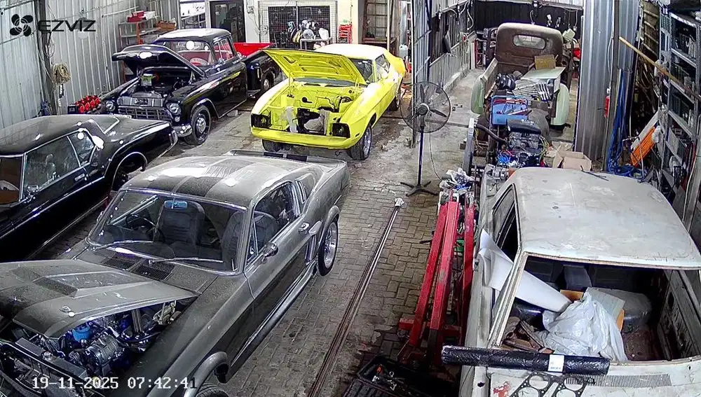 di cari tukang dempul n cat berpengalaman