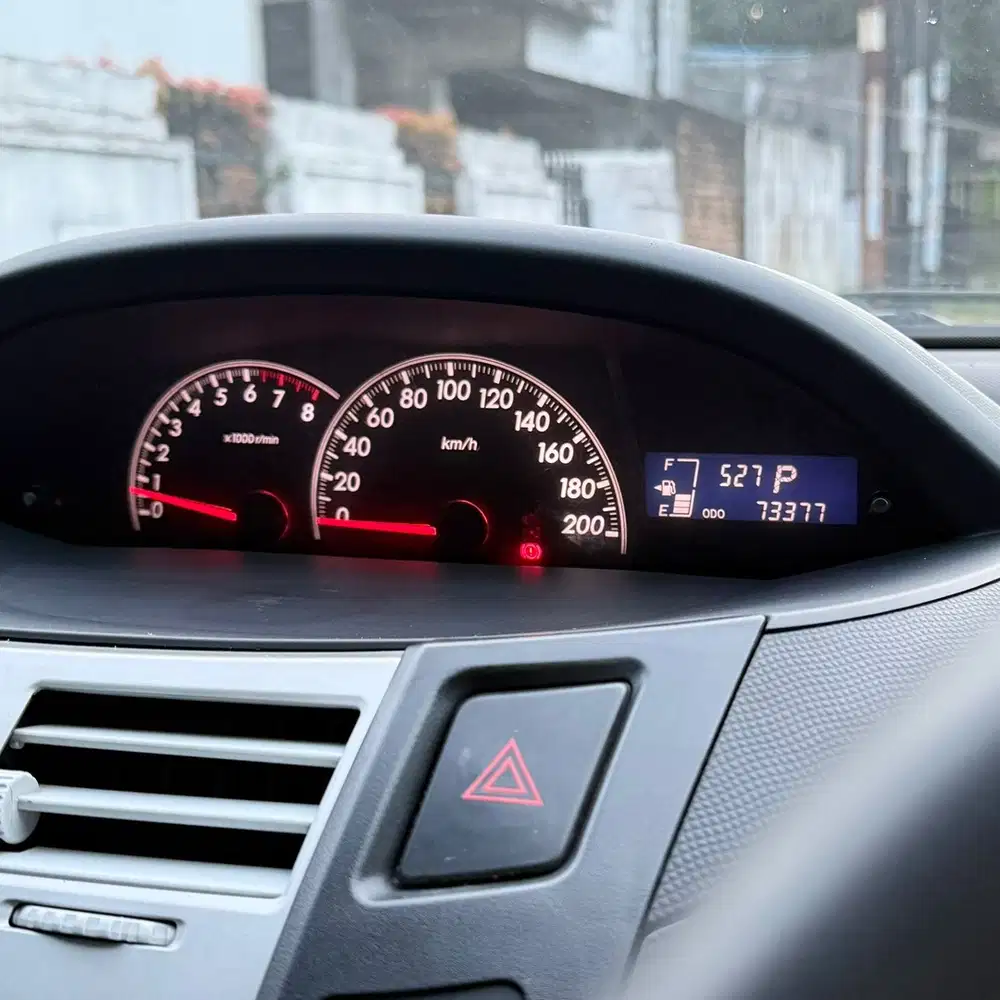 Toyota Yaris 2008 automatic Bensin