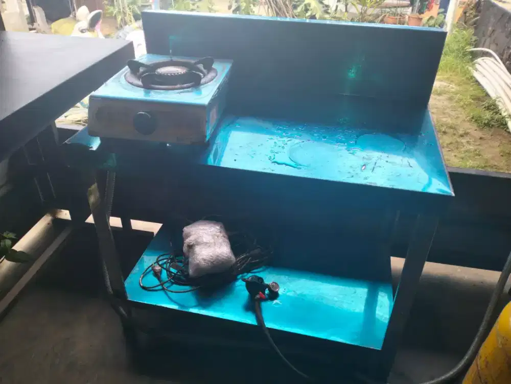 Meja stainless MASIH GRESS HARGA SEKEN