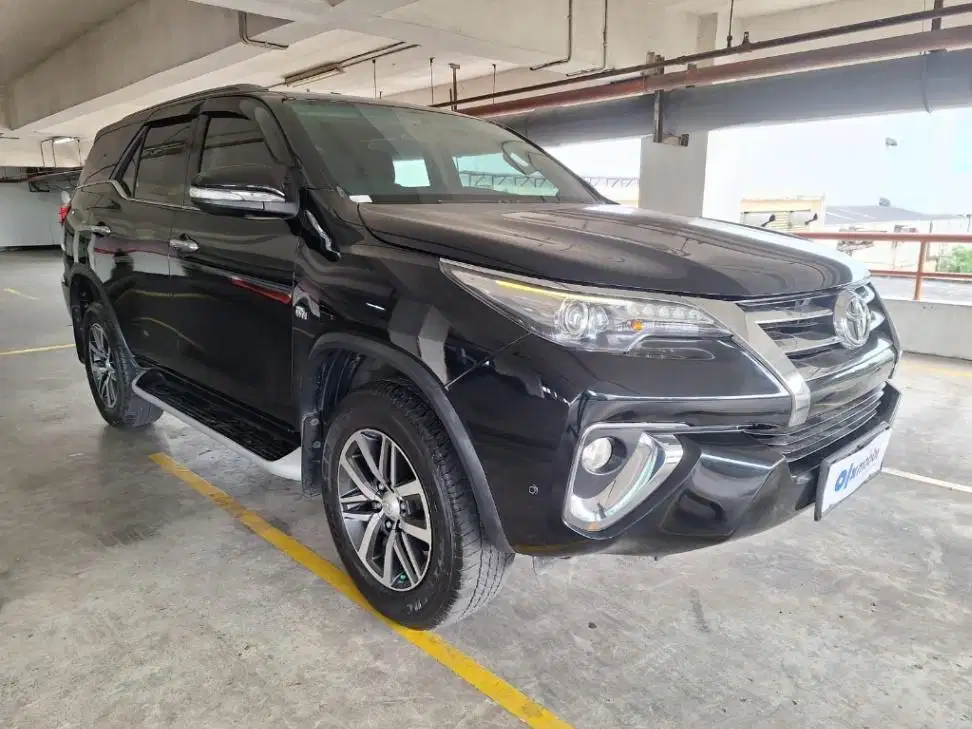 DP RENDAH Toyota Fortuner 2.7 4x2 SRZ Bensin-AT 2016 VLT