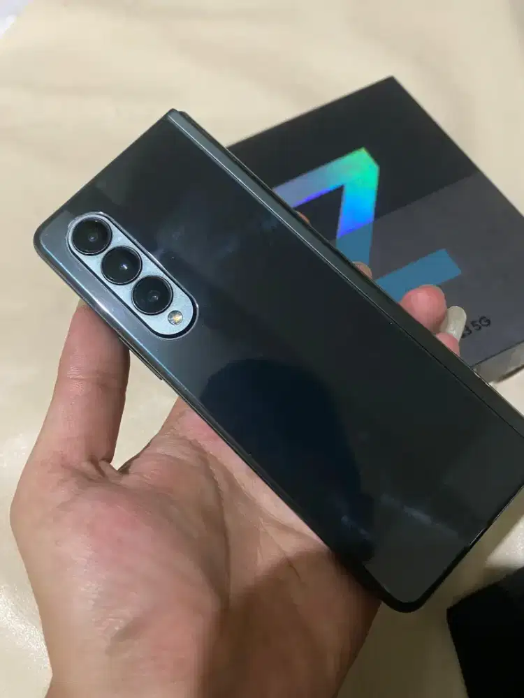 Samsung Galaxy Z Fold 3. Resmi Sein