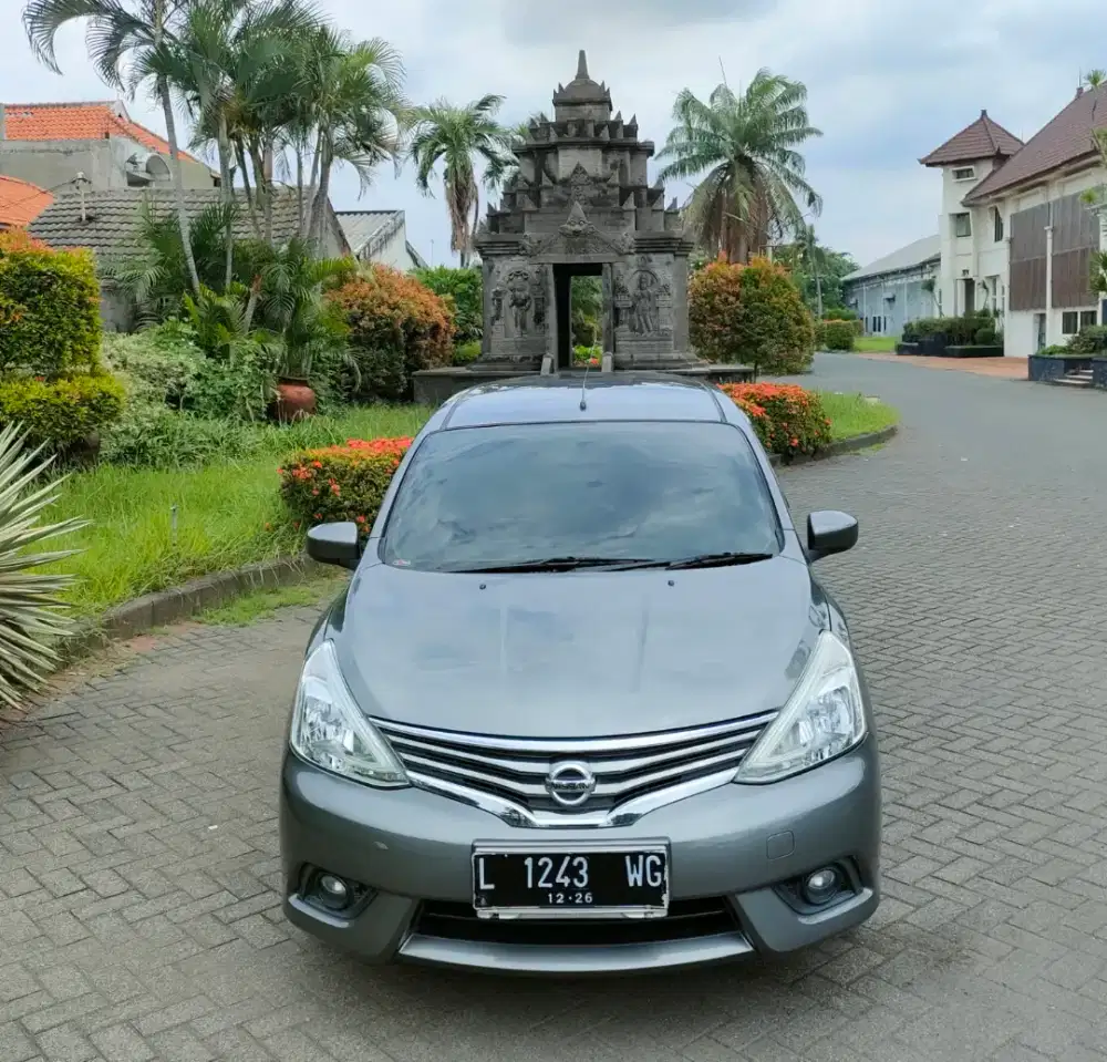 Nissan Grand livina 1.5 XV 2013 abu abu matic