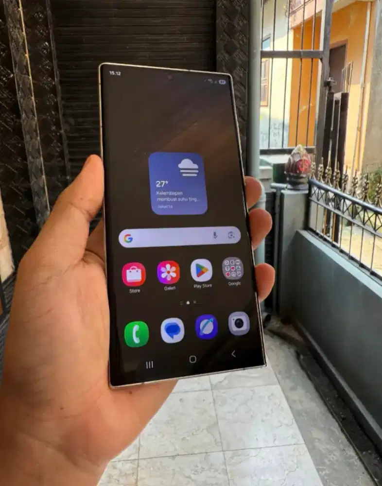 Samsung S22 ultra 12/256