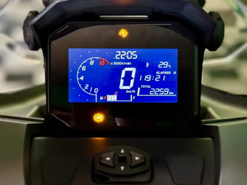 NEW ADV 160 ABS 2025 BARU 3 BULAN LOW KM MULUS LENGKAP