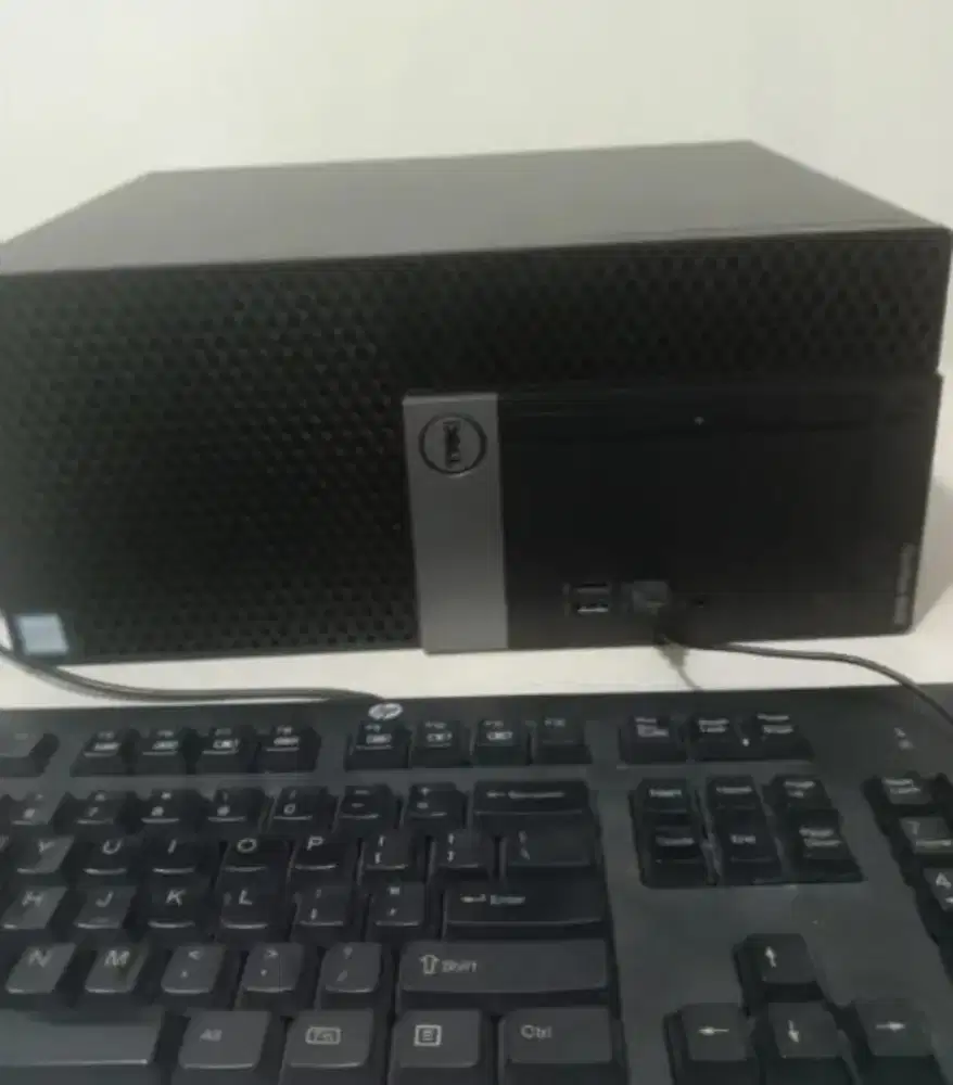 PC DELL i3 gen 7, Ram 8GG HDD 500gg.