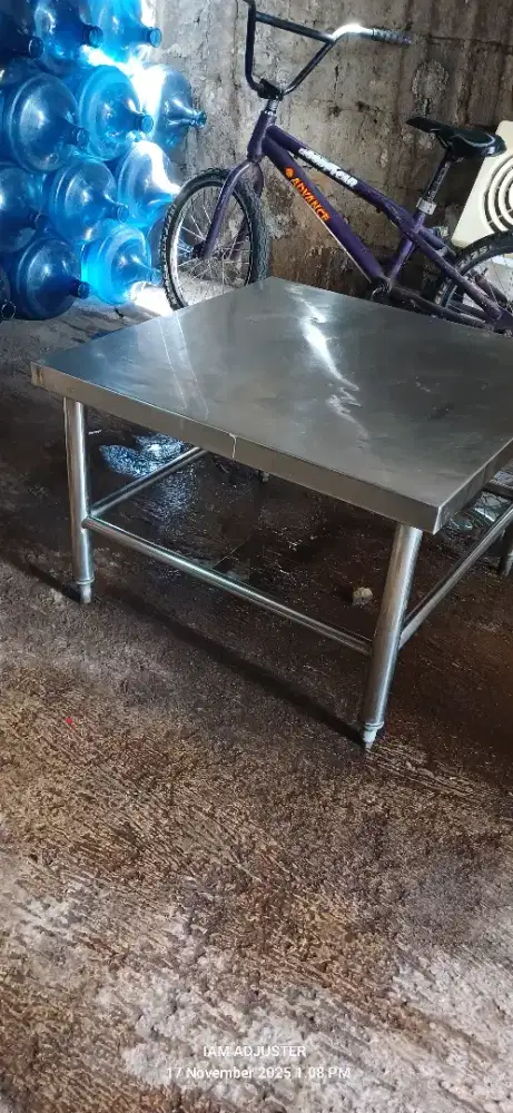 meja stainless minimalis