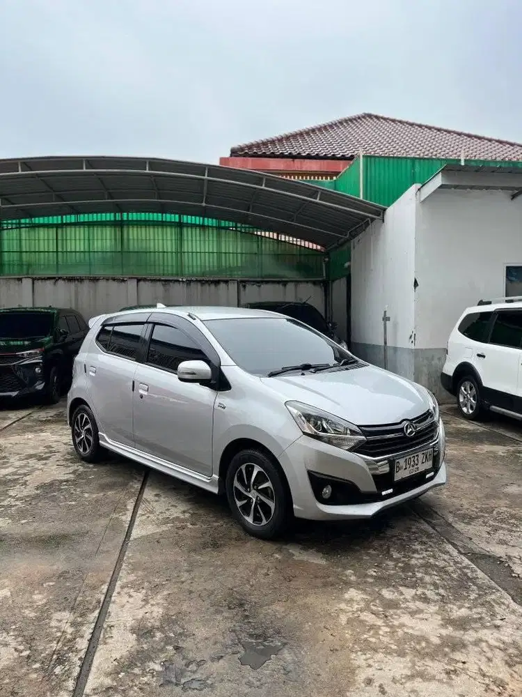 Ayla 1.2 R Bensin-MT 2018