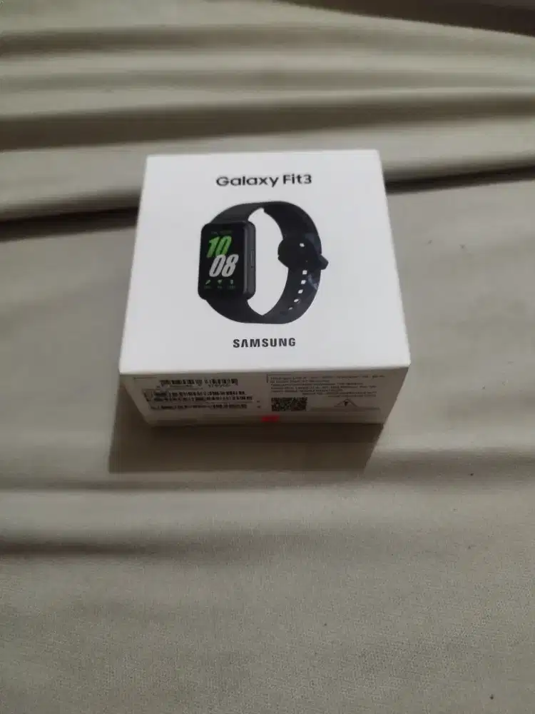 galaxy fit 3 cuman buka dus aj buat di foto