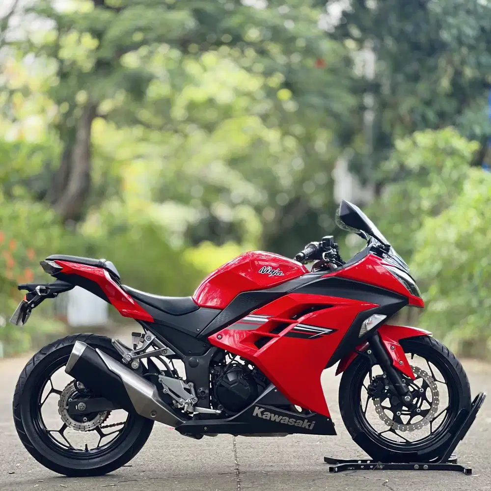 KAWASAKI NINJA 250 FI OLD MERAH 2017 KM RENDAH PAJAK PANJANG NO MINUS