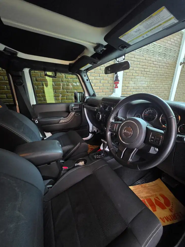 Jeep Wrangler Unlimited 2012 Bensin