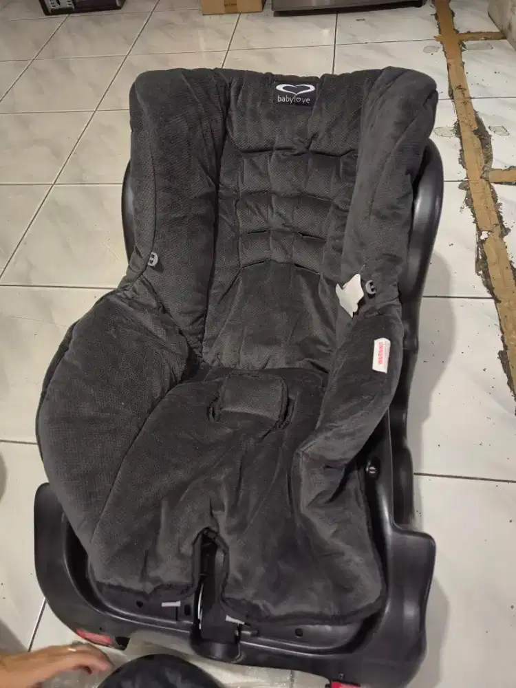 Kursi bayi utk mobil