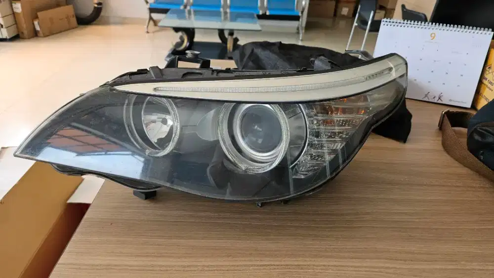 Hadlamp kanan kiri BMW e60