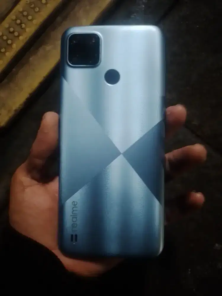 Realmi c21y ram 4 64