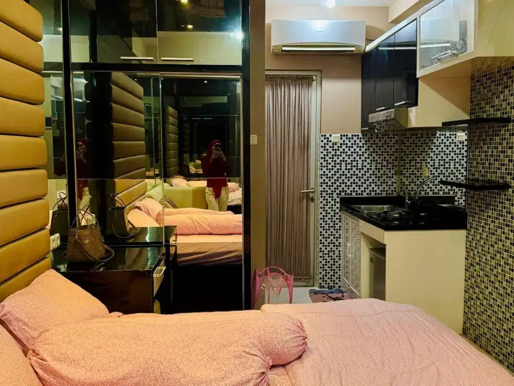 Jual cepat Kamar Studio Apartemen Gunawangsa Manyar Surabaya hanya Rp275 juta (nego)!