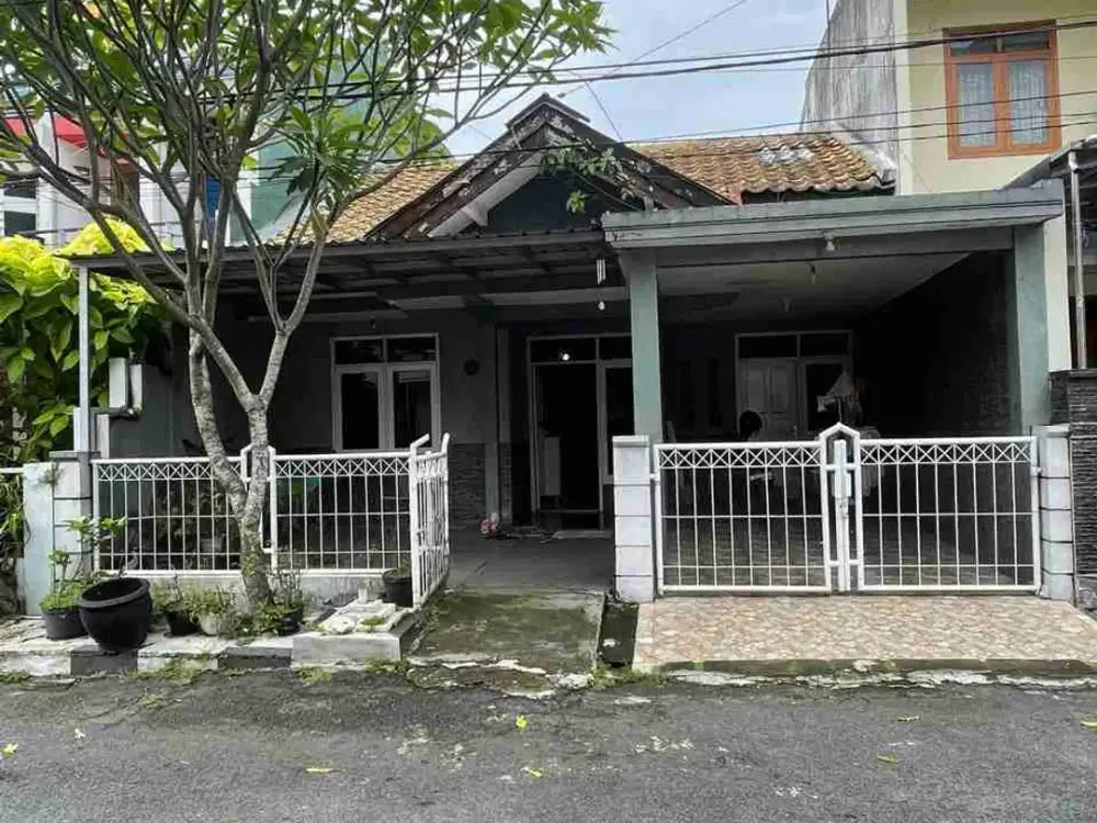 Rumah Hunian Lokasi Nyaman di Perumahan Taman Sulfat Blimbing