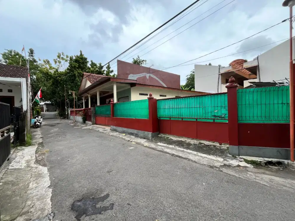 Tepi Aspal Kampus UMY: Tanah Potensi Kost Ekslusive