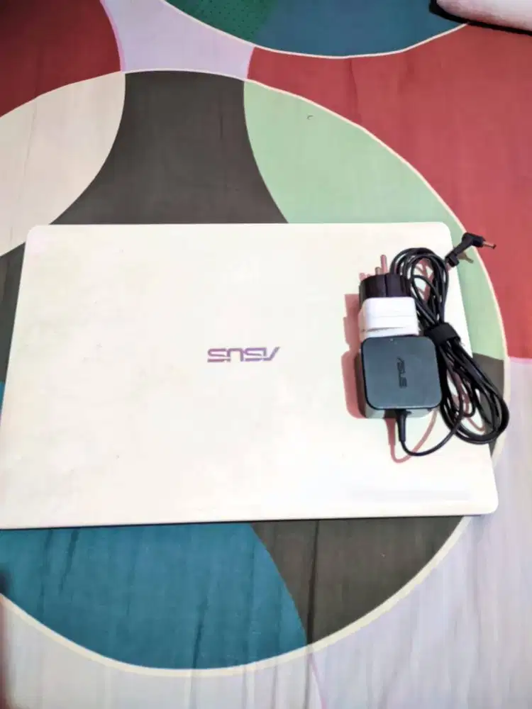 DIJUAL LAPTOP ASUS X453MA RAM 4GB HDD 500GB
