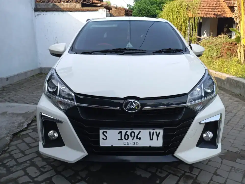 Dijual Ayla 1.2R Tangan Pertama dri baru, Mesin Kinclong & Senyap